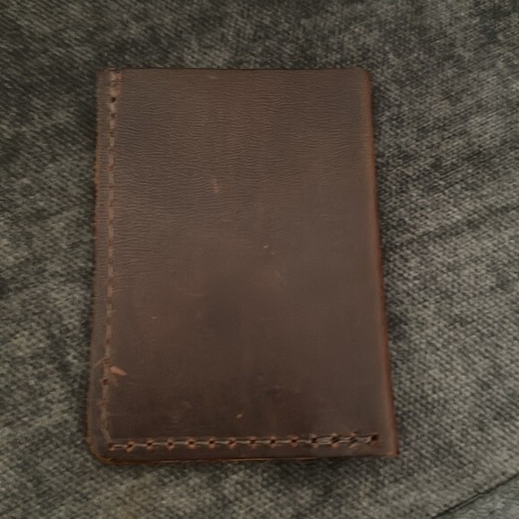 Portland Leather Card Holder - Picture 4 of 4